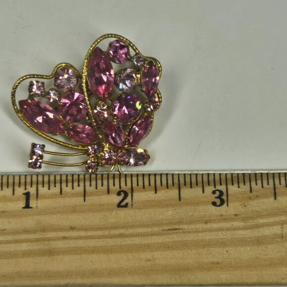 Regency Pink Rhinestone Butterfly Pin w/Matching Earrings Vintage Goldtone - Picture 16 of 16
